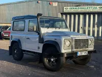 Used Land Rover Defender 122 HP (89 kW) 2007 Silver Estate