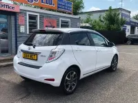 Used Toyota Yaris Trend 101 HP (74 kW) 2014 White Hatchback