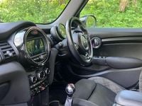 Used Mini Cooper Hatch 136 HP (100 kW) 2019 White Hatchback