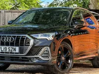 Begagnad Audi Q3 S-Line 150 HK (110 kW) 2019 Svart SUV