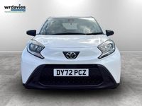 Usado Toyota Aygo X PURE 72 HP (52 kW) 2022 Branco SUV