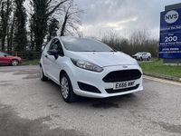 Used Ford Fiesta 75 HP (55 kW) 2016 White Van