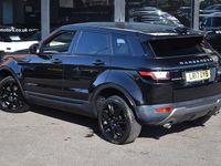 Used Land Rover Range Rover evoque SE 180 HP (132 kW) 2017 Santorini black SUV