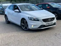 Used Volvo V40 R-Design 190 HP (139 kW) 2015 White Hatchback