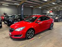 Used Vauxhall Insignia SRi 136 HP (100 kW) 2016 Red Hatchback