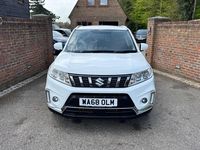 Gebraucht Suzuki Vitara SZ-T 112 PS (82 kW) 2019 Weiß Kleinwagen
