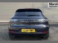 Usado Porsche Macan 245 HP (180 kW) 2019 Cinzento SUV