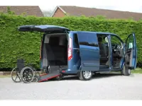 Usado Ford Tourneo Custom 130 CV (95 kW) 2019 Azul Van
