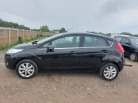Usado Ford Fiesta Zetec 2010 Preto Citadino