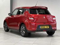 Used Suzuki Swift 90 HP (66 kW) 2019 Burning red metallic Hatchback