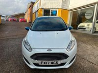 Used Ford Fiesta Zetec 82 HP (60 kW) 2017 White Hatchback