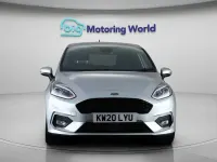 Usado Ford Fiesta ST-Line 125 HP (91 kW) 2020 Prateado Citadino