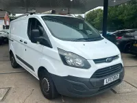 Used Ford Transit Custom 105 HP (77 kW) 2017 White Van