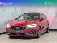 Used Ford Focus ST 280 HP (205 kW) 2023 Fantastic red (exclusive colour) Estate