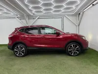 Used Nissan Qashqai Tekna 2014 Red SUV