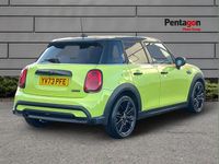 Usado Mini Cooper Comfort 136 CV (100 kW) 2023 Amarillo Utilitario