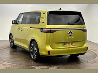 Used VW ID. Buzz Pro 147 kW (200 HP) 2023 Yellow MPV
