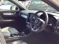 Used Volvo XC40 Plus 211 HP (155 kW) 2023 White SUV