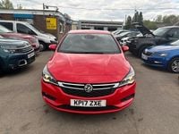 Second-hand Vauxhall Astra SRi 2017 Roșu Hatchback