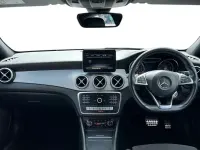 Usado Mercedes CLA220 AMG line 2018 Prateado Sedan