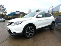Used Nissan Qashqai Tekna 110 HP (80 kW) 2015 White SUV