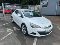 Used Vauxhall Astra GTC SRi 2012 White Hatchback
