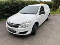 Used Vauxhall Astra Club 2012 White Van