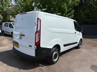 Usado Ford Transit Custom 105 CV (77 kW) 2021 Blanco Van