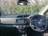 Used Toyota Yaris Design 2017 White Hatchback