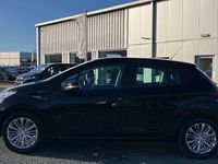 Used Peugeot 208 Signature Sky 82 HP (60 kW) 2019 Hatchback