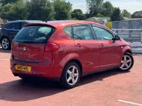 Used Seat Altea 90 HP (66 kW) 2010 Red MPV