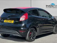 Usado Ford Fiesta ST-Line 140 HP (102 kW) 2016 Preto Citadino