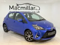 Used Toyota Yaris 111 HP (81 kW) 2018 Blue Hatchback