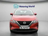 Gebraucht Nissan Qashqai Acenta Premium 140 PS (102 kW) 2023 Rot SUV