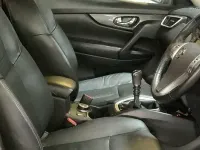 Used Nissan X-Trail Tekna 130 HP (95 kW) 2017 Titanium olive green SUV