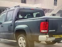 Used VW Amarok Highline 180 HP (132 kW) 2015 Black Pickup