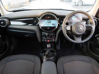 Used Mini Cooper Classic 134 HP (98 kW) 2023 Blue Hatchback