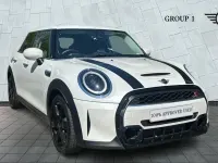 Used Mini Cooper S Classic 176 HP (129 kW) 2024 White Hatchback
