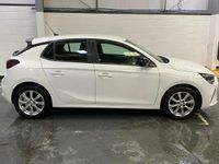Used Vauxhall Corsa Design Edition 75 HP (55 kW) 2023 White Hatchback