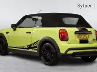 Used Mini Cooper Cabriolet Exclusive 134 HP (98 kW) 2022 Yellow Cabriolet
