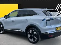 Käytetty Renault Symbioz Techno 143 HP (105 kW) 2025 Harmaa Katumaasturi