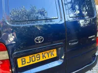 Used Toyota HiAce 95 HP (69 kW) 2009 Blue metallic Van