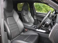 Used Porsche Cayenne Turbo 550 HP (404 kW) 2018 Black SUV