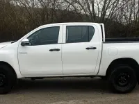 Used Toyota HiLux Active 150 HP (110 kW) 2017 White Pickup