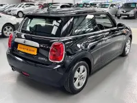 Używany Mini Cooper D Hatch 116 KM (85 kW) 2014 Czarny Hatchback