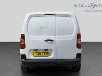 Used Citroën Berlingo 101 HP (74 kW) 2021 White MPV