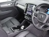 Usado Volvo XC40 Ultra 163 HP (119 kW) 2025 SUV