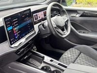 Used VW Passat R-line 272 HP (200 kW) 2025 Green Estate