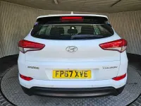 Used Hyundai Tucson SE 116 HP (85 kW) 2017 White SUV