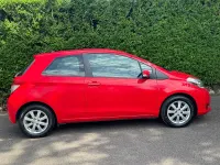 Used Toyota Yaris 101 HP (74 kW) 2012 Red Hatchback